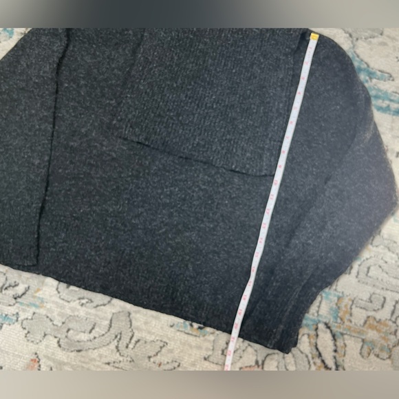 Vero Moda Charcoal Turtleneck - Picture 3 of 7